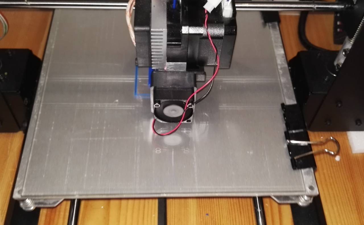 3D Printing PLA on glass