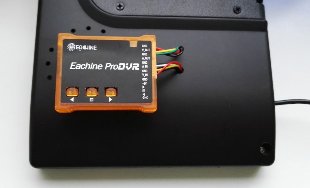 Eachine ProDVR mounted behind LCD screen